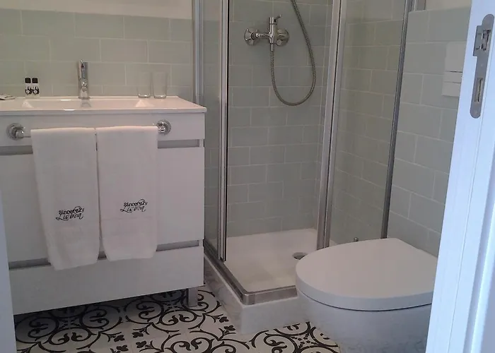 Nocleg ze śniadaniem Sincerely 4*